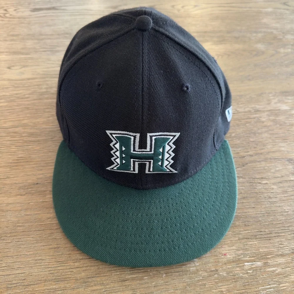 New Era 59 Fifty University Of Hawaii Fitted Cap-Green /Black-100% Wool-USA Made
